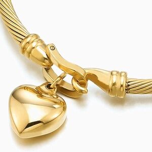 Anthropologie Gold Heart Bracelet